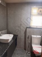 Servant Bathroom 1