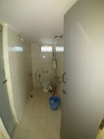 Sub Unit : bathrooms 1