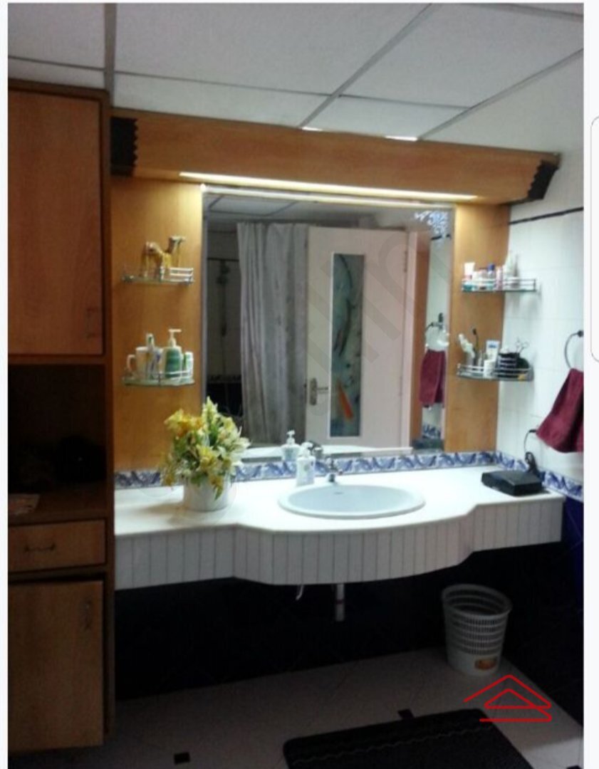 Bathroom 4