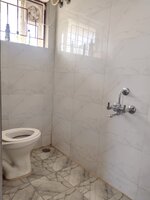 Sub Unit : bathrooms 1