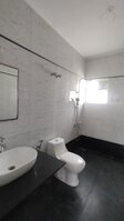 Bathroom 4