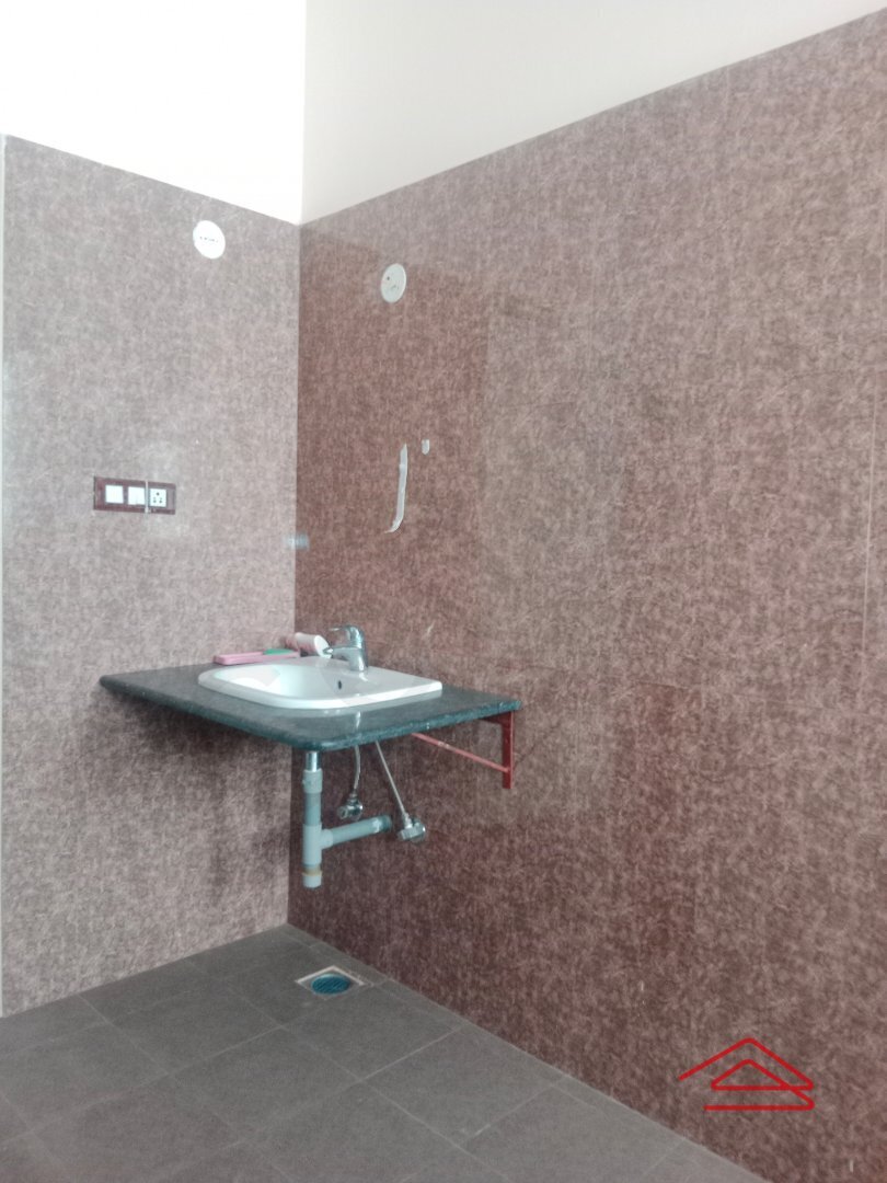 Bathroom 4