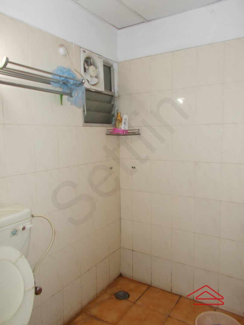 Bathroom 2