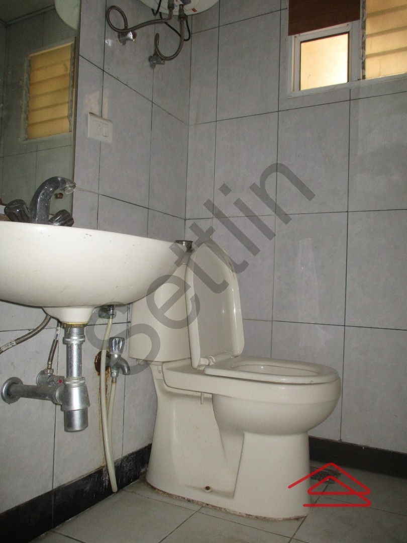 Bathroom 4