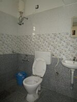 Sub Unit : bathrooms 2