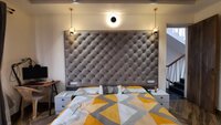bedrooms 2