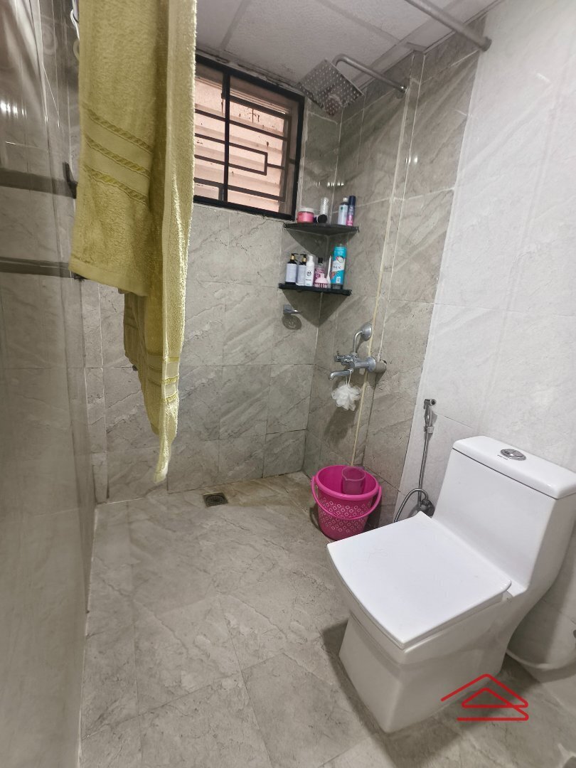 bathrooms 4