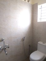 Sub Unit : bathrooms 1