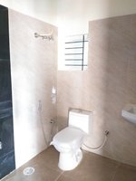 Sub Unit : bathrooms 3
