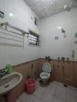 bathrooms 2