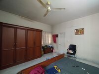 bedrooms 4