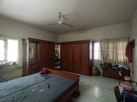 bedrooms 4