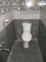 Sub Unit : bathrooms 2