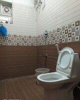 Sub Unit : bathrooms 1