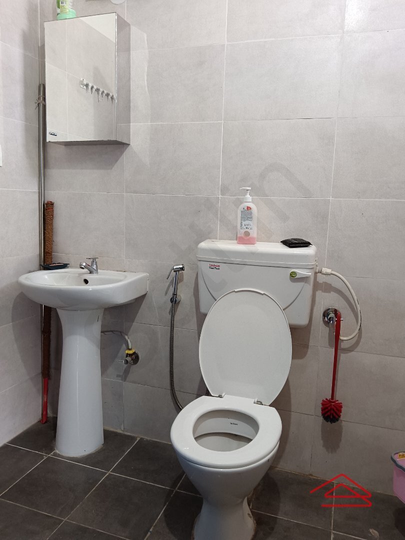 Bathroom 2