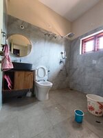 Bathroom 4