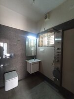 bathrooms 2