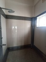 bathrooms 5