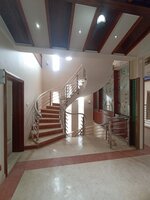 halls 1