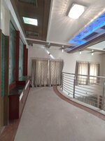 halls 1
