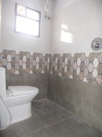 Sub Unit : bathrooms 2