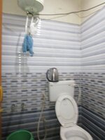 Sub Unit : bathrooms 1