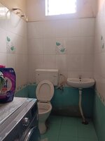 Sub Unit : bathrooms 2
