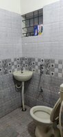Sub Unit : bathrooms 1
