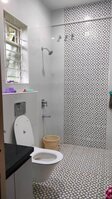 bathrooms 5
