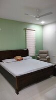 bedrooms 2
