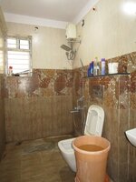 Sub Unit : bathrooms 2