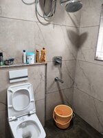 bathrooms 1