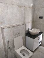 bathrooms 3