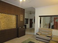 Hall 1