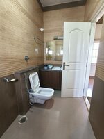 Sub Unit : bathrooms 1
