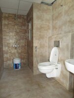 Servant Bathroom 1