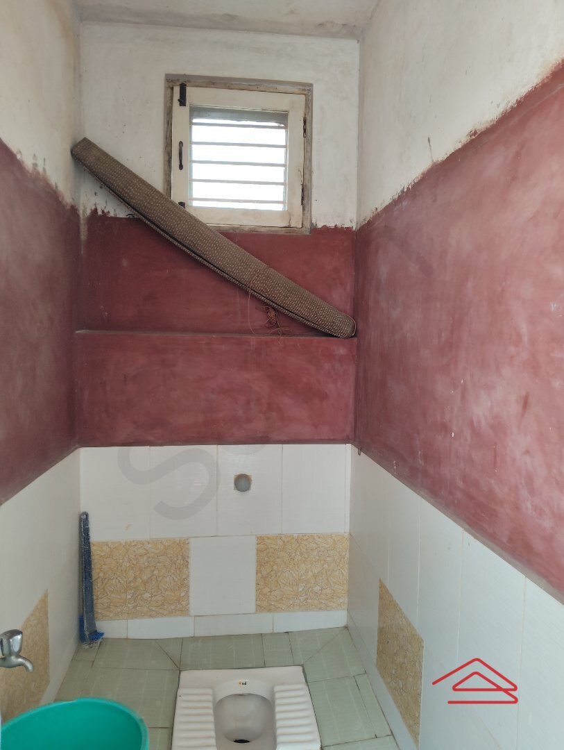 bathroom 5