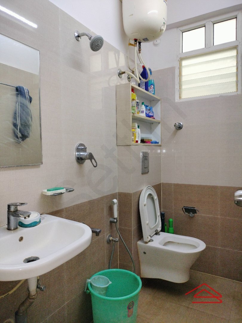 Bathroom 2