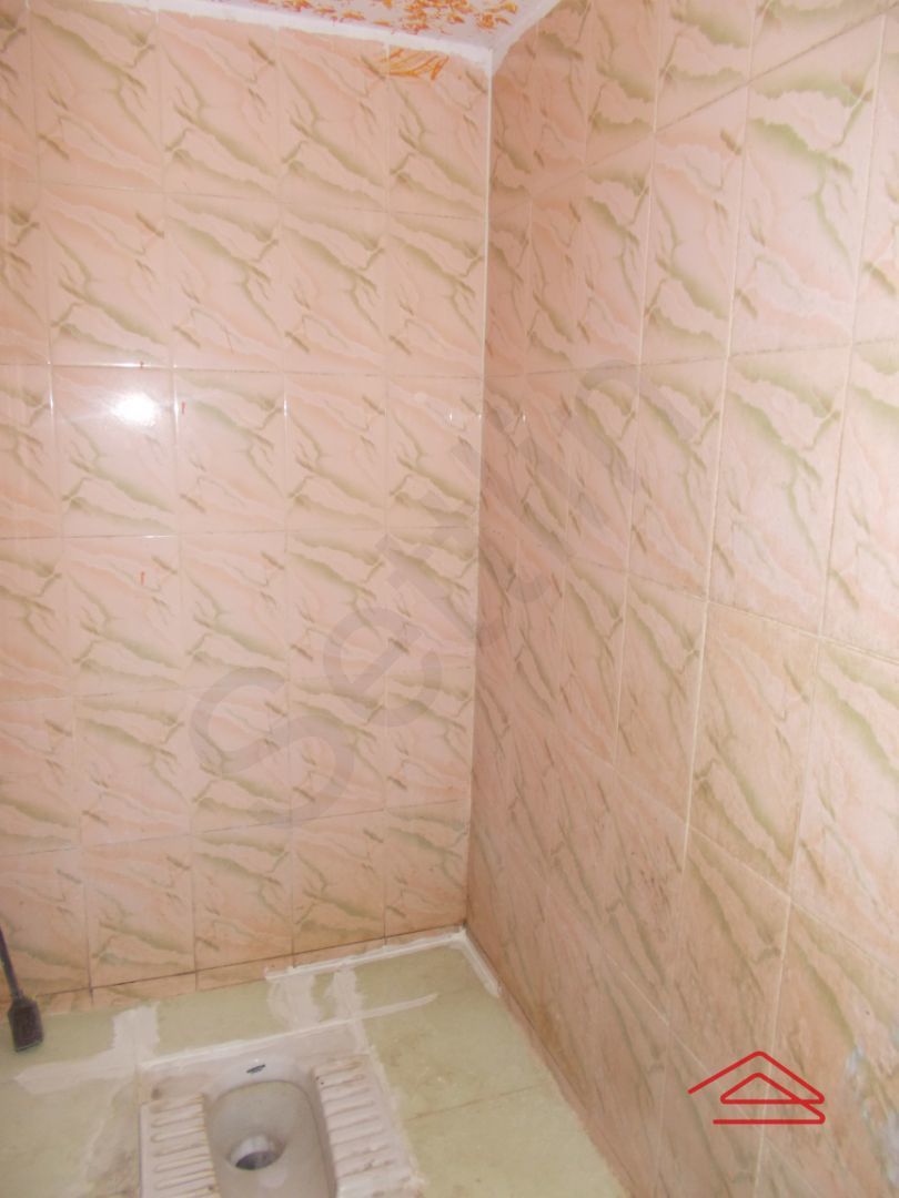 Sub Unit : Bathroom 1