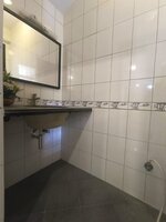 Bathroom 4