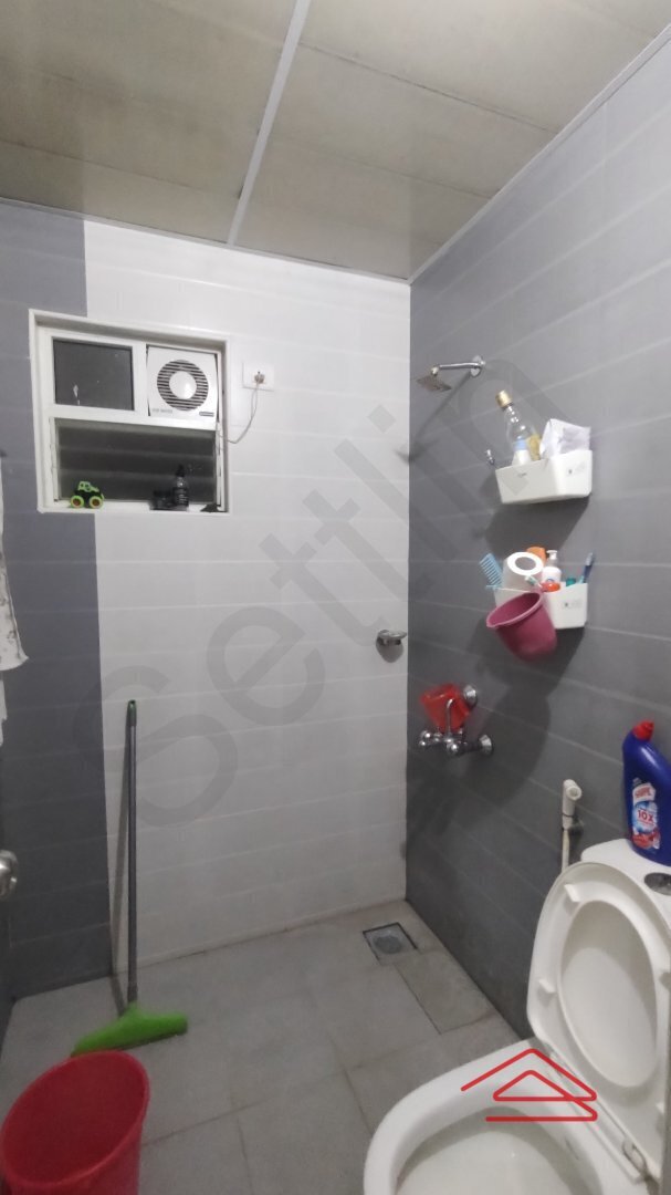 Bathroom 2