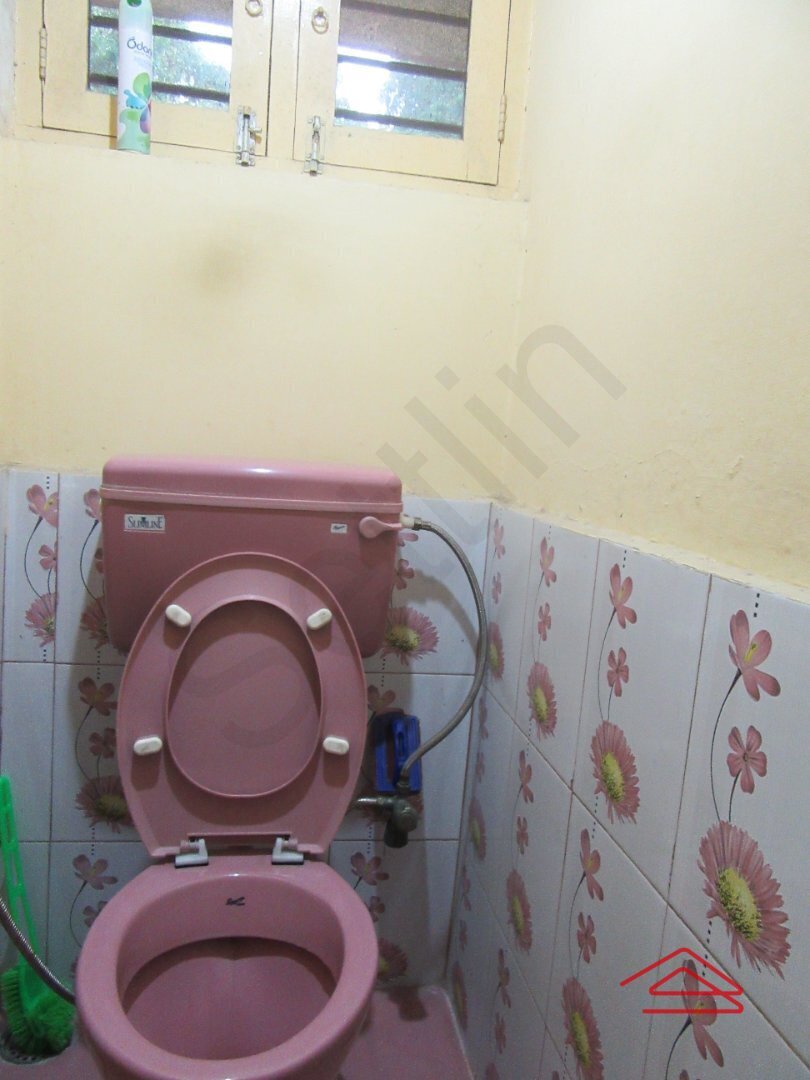 bathrooms 3