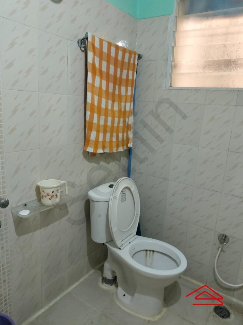 Bathroom 2