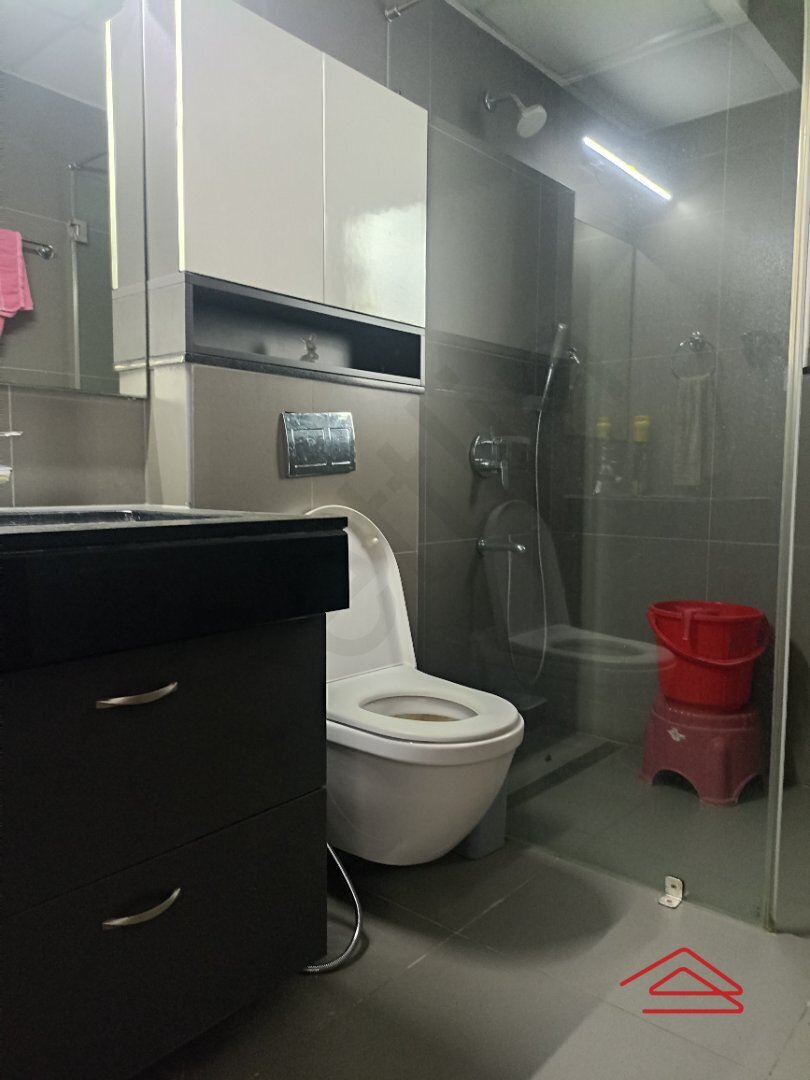 Bathroom 4