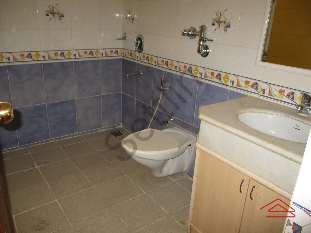 Bathroom 4