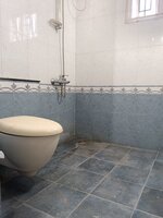 Sub Unit : bathrooms 2