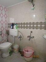 Sub Unit : bathrooms 1
