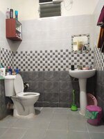 Bathroom 1 common