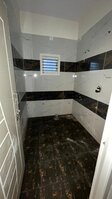 Sub Unit : bathrooms 2