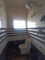 Sub Unit : bathrooms 1